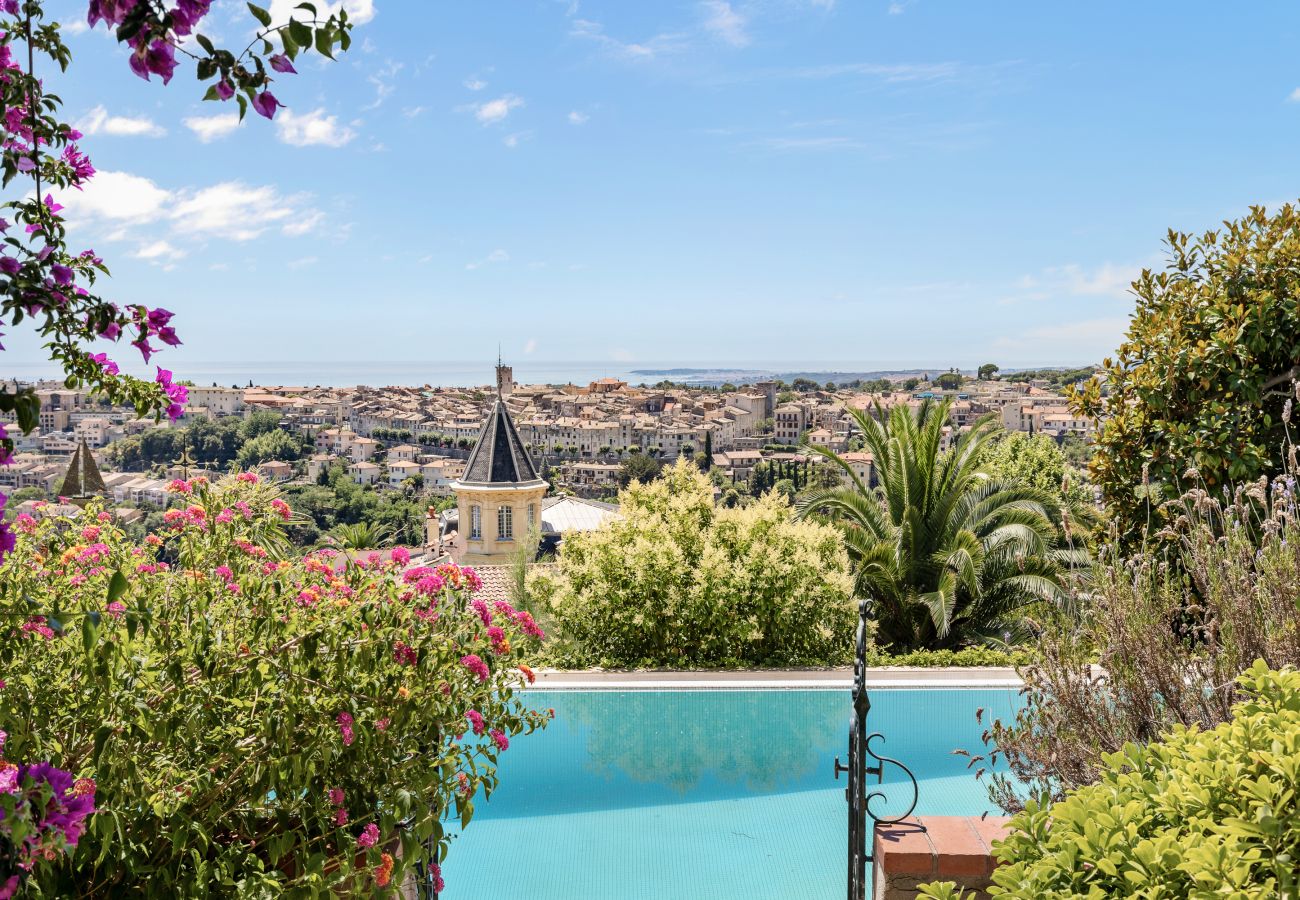 Villa à Vence - MAS DES CIGALES
