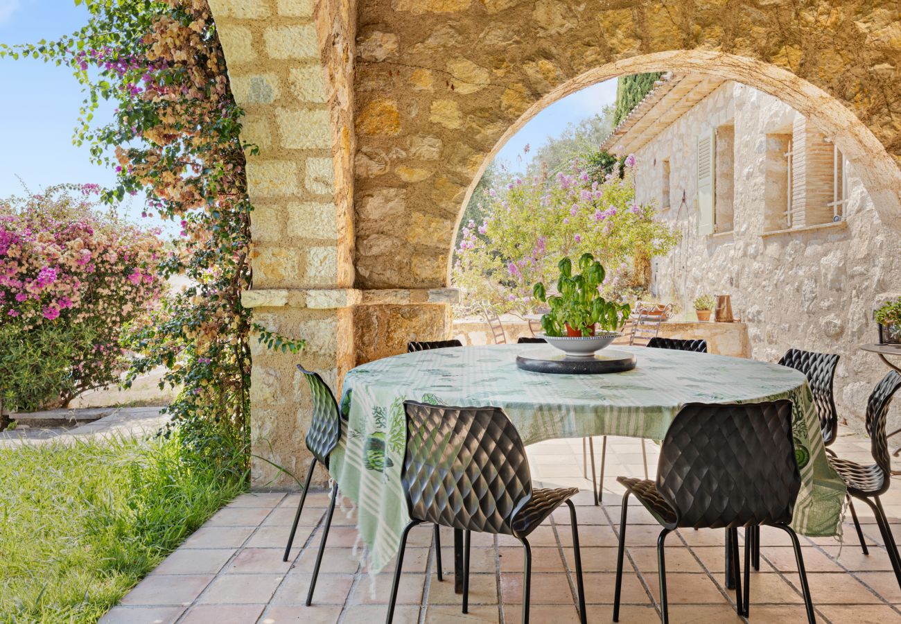 Villa à Tourrettes-sur-Loup - VILLA LES CADENASSES
