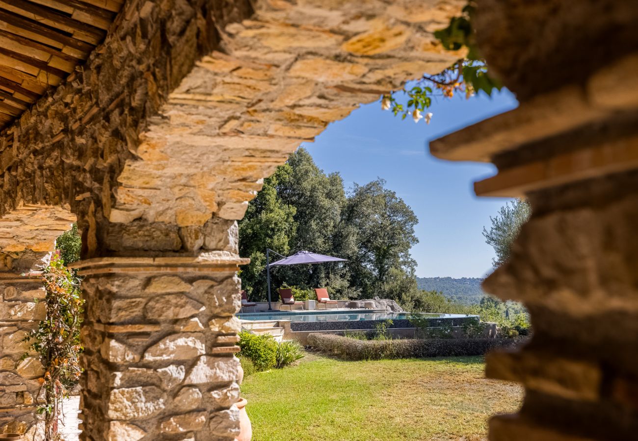 Villa à Tourrettes-sur-Loup - LA ROCHE D'OR