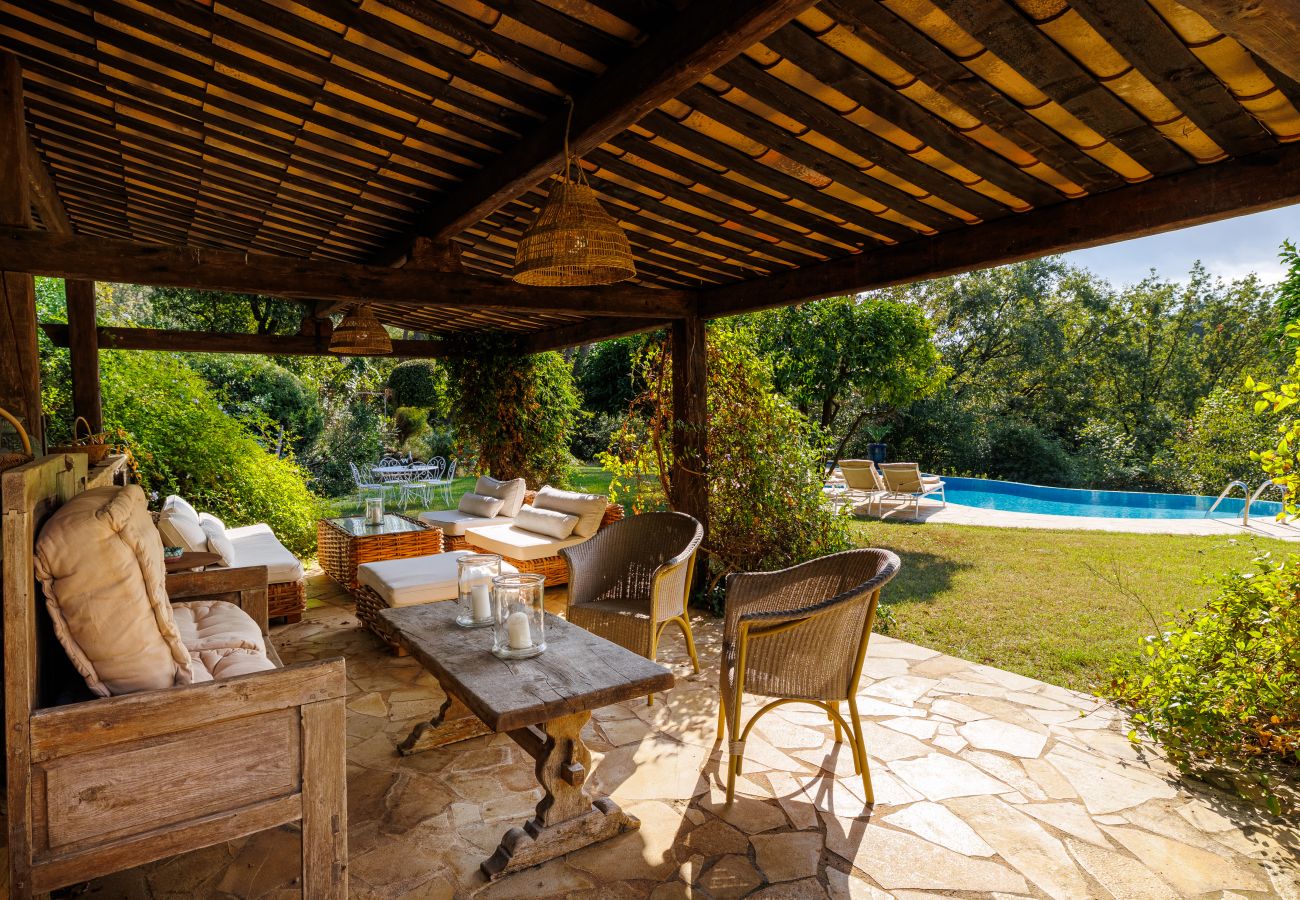 Villa à Saint Paul de Vence - VILLA GARDE TEMPS