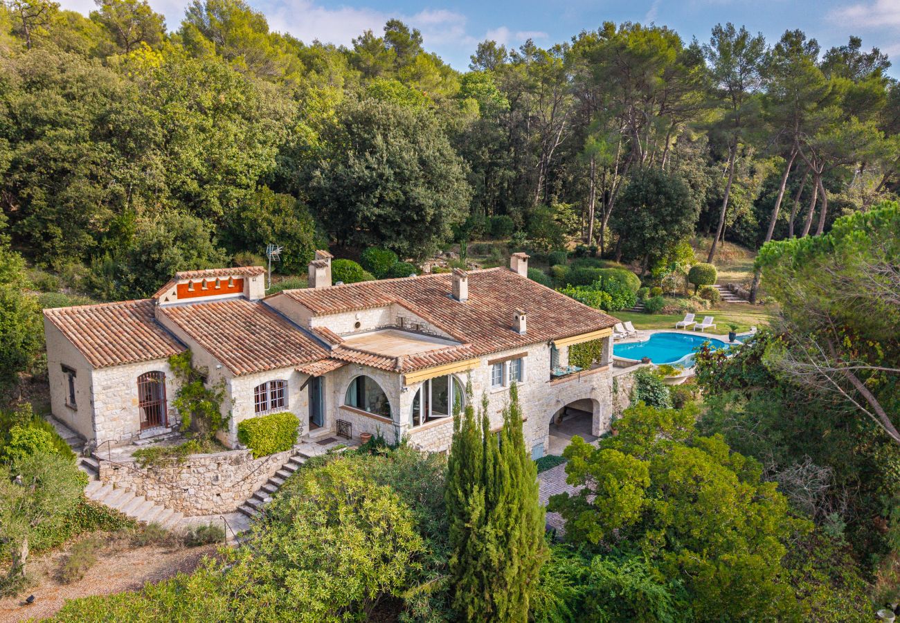 Villa à Saint Paul de Vence - VILLA GARDE TEMPS